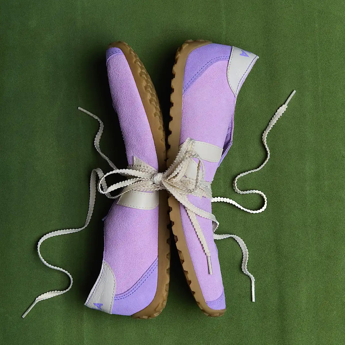 CATEYES SUEDE ORCHID PIERRE