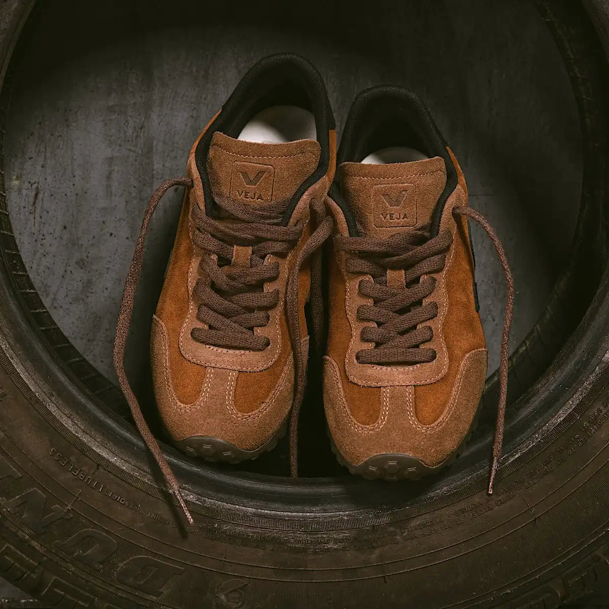 GT SUEDE COGNAC BLACK