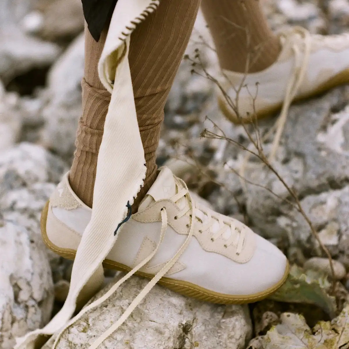 JITSU NOLYN VEJA x BASERANGE NATURAL GREY