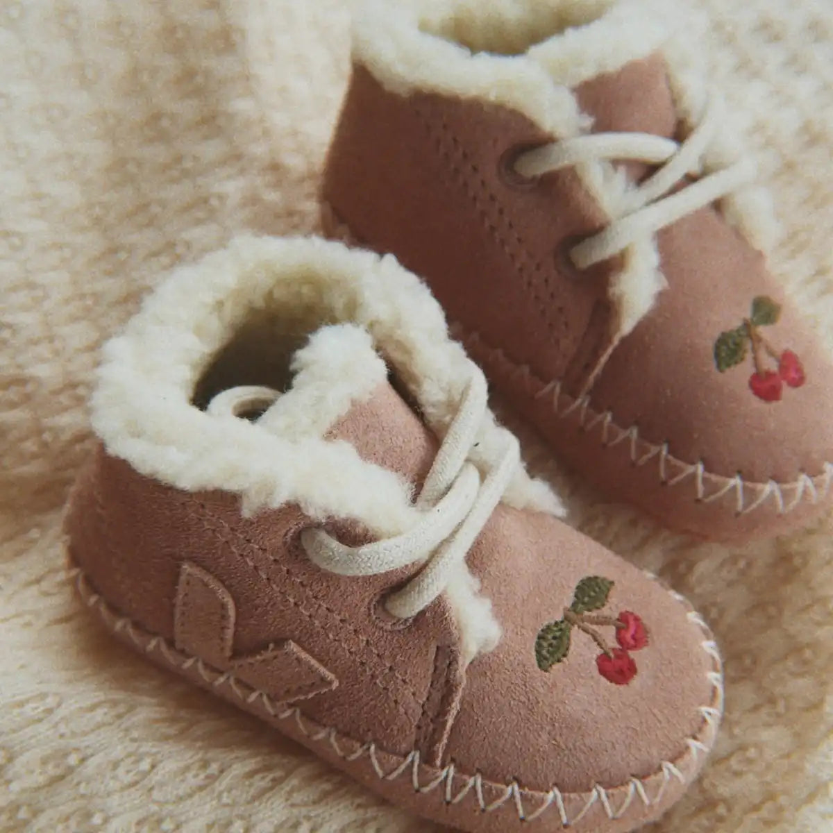 BABY SUEDE VEJA X KONGES SLØJD BLUSH