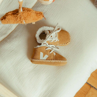 BABY FURED SUEDE CAMEL PIERRE