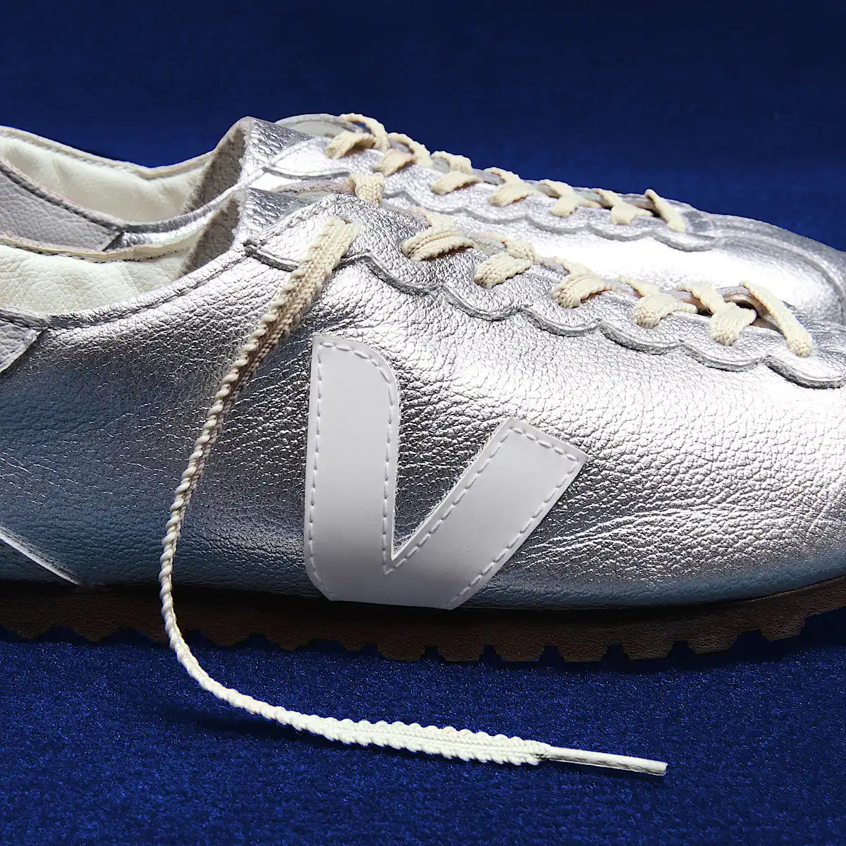 CATEYES LEATHER SILVER WHITE