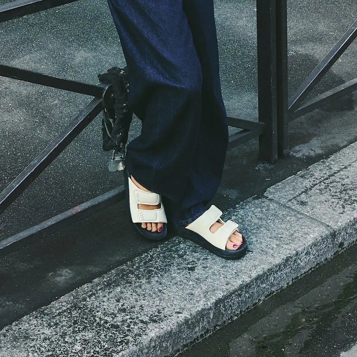 ETNA BOLD LEATHER CASHEW