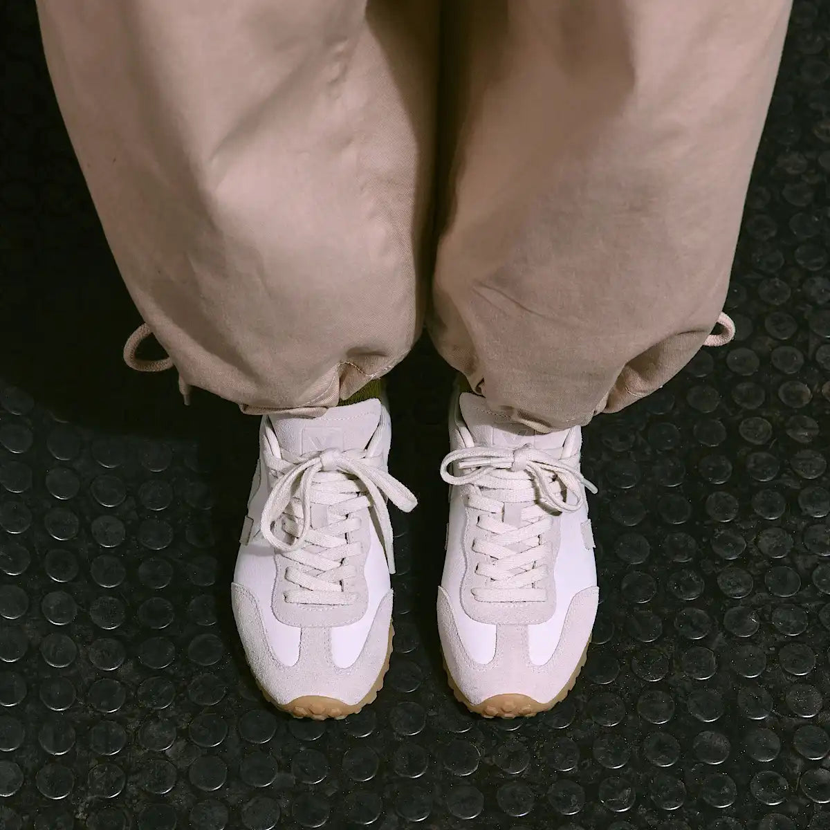 GT LEATHER WHITE NATURAL