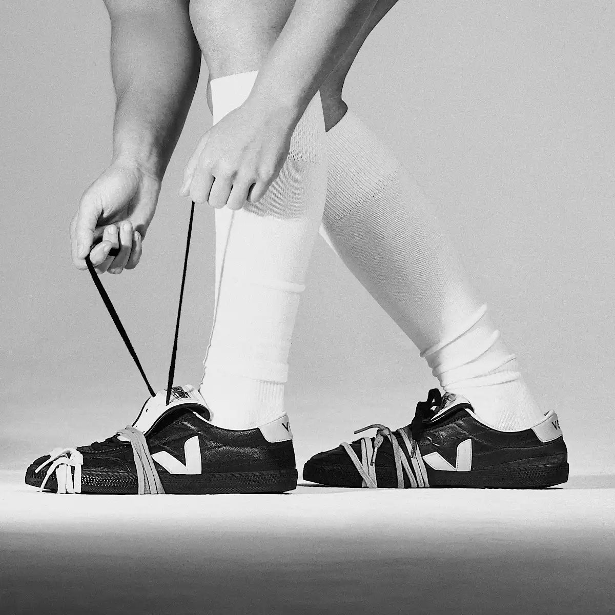 PANENKA LEATHER VEJA X MAGLIANO BLACK