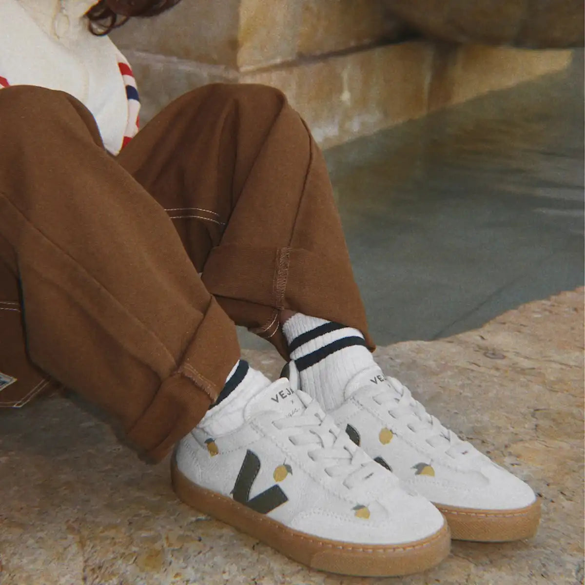 VOLLEY ELASTIC LACES LEATHER VEJA X KONGES SLØJD LEMON