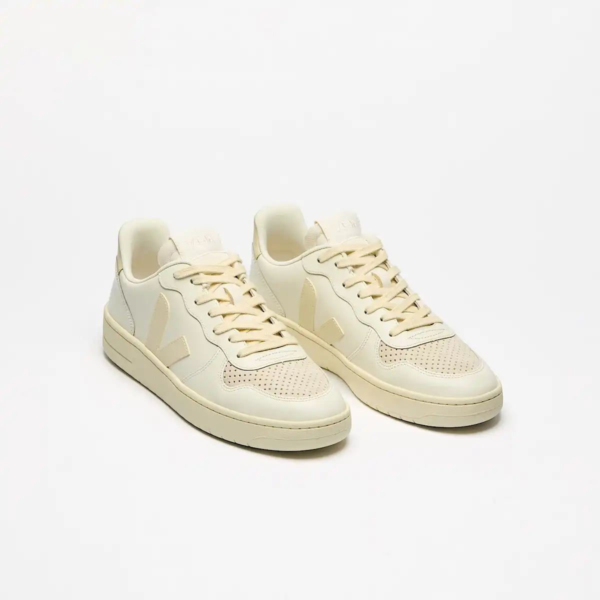 V-10 LEATHER PURE CALCAIRE