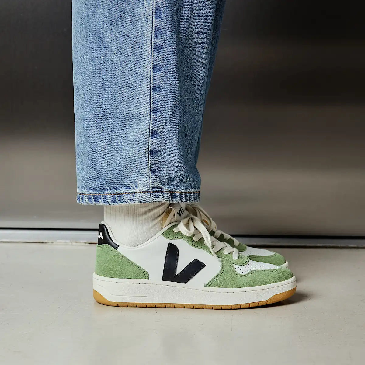V-10 LEATHER WHITE BLACK KIWI