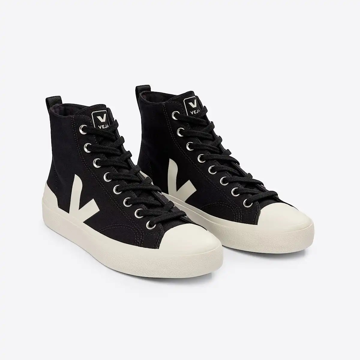 WATA II CANVAS BLACK PIERRE